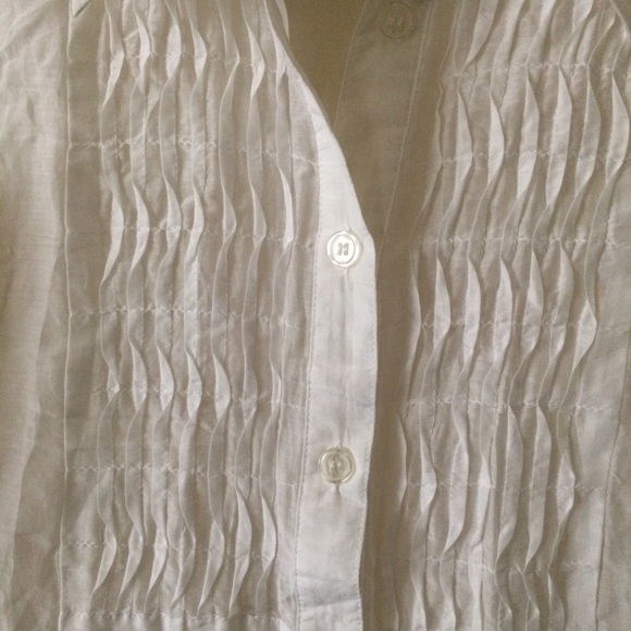 BB Dakota white button up - Picture 3 of 6